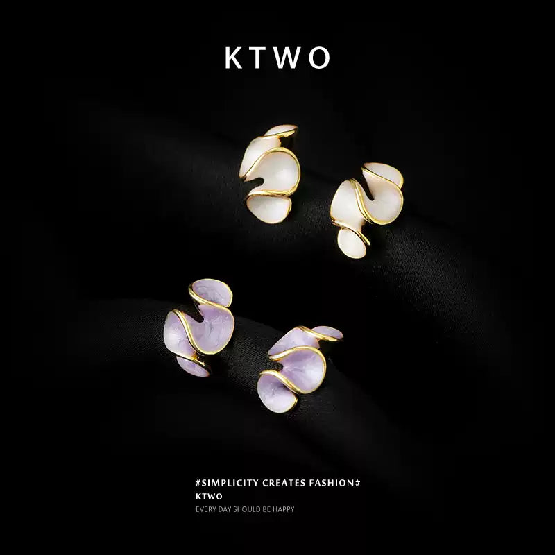 KTWO Tiny White and Lavender Enamel Stud Earrings