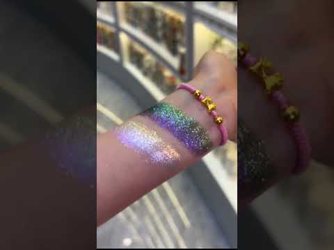 SheenEffect Gradient Shift Multichrome Eyeshadow